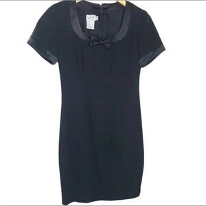 Vintage Jaqueline Ferrar women 4P little black dress satin collar bow tie Classy